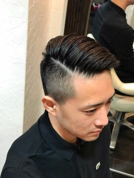 オムヘアーバイグルーマーズ(HOMME HAIR by GROOMER/S) #baerberstyle#fadecut#取れかけパーマ#hommehair2nd櫻井