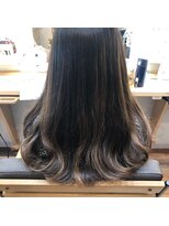 ニーナ 三軒茶屋(nina)&nbsp;ビッグカールパーマスタイル