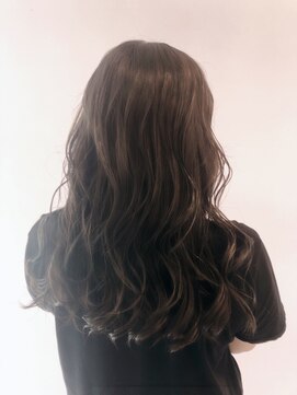 ジア ヘアグリージア(ZIA-hair Grigia-) ローレイヤー