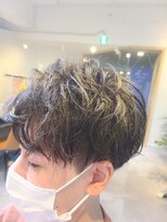 アンド(&.)&nbsp;学校、バイト、職場でも人気NO.1のナチュラルパーマ！