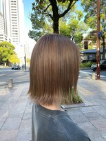 フツーロ 栄(FUTURO) ミディアムヘア