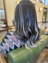 オーリー 上里本庄店(OLLIE) ホワイトバレイヤージュ風スタイル◎