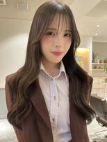 シキ(SIKI)&nbsp;韓国ヘア/レイヤー/黒髪/暗髪/髪質改善