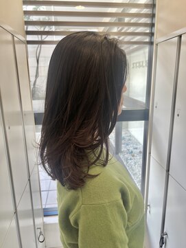 スタイル 成城学園前(STYLE) ミディアム レイヤーカット トリートメントケア