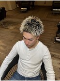 金髪スパイキーショート×テーパーフェード