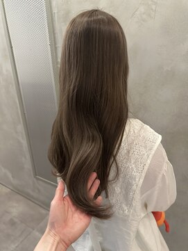 リリアーナ(LILIANA) 池袋 透明感 ダブルカラー アッシュベージュ♪