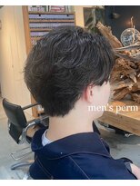 サード(Third)&nbsp;ナチュラルな質感のメンズパーマ
