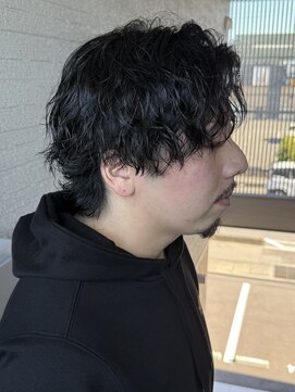 リオールバイニアウ(RE:ALL by Niau) MEN’S HAIR/波巻ツイストスパイラル/フェザーパーマ/新田