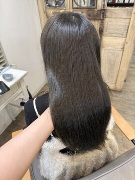 フレアクレム(FLEAR cre:me) オリーブベージュ