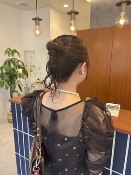 クレーデ 姪浜店(Crede) ルーズシニヨン