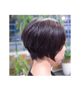 ポタム 東中野(potamu) 前下がりショートボブ