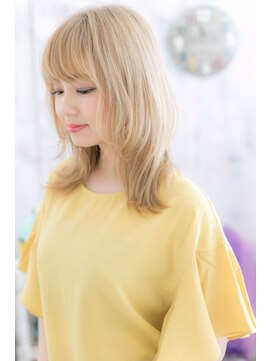 ミック ヘアアンドビューティー 大山店(miq  Hair&Beauty) ハイトーンカラーで個性的★外国人風ブロンドセミディa