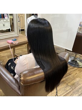 トータルビューティーサロン プリエ(prier) オージュアトリートメント｜ヘルシースタイル/レイヤーロング