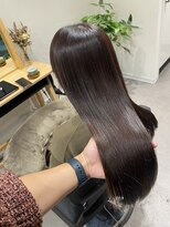 キュー(CEU) ピンクくすみブラウン【髪質改善/イルミナ/インナーカラー】