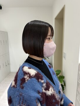 ジーナ 福岡天神(Zina) 《福岡天神》前下がり切りっぱなしボブ