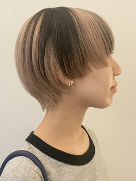 サンク 原宿 表参道(cinq) ナチュラルボブミニボブミルクティーベージュ切りっぱなしボブ