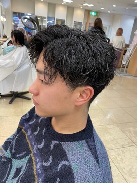 ブルースカイ 二俣川ドンキホーテ店(Blue-Sky) 立体感のあるツイストスパイラルパーマ