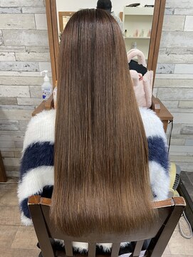 アイエスト 東新宿(I est) ナチュラルでまとまりのある艶髪縮毛矯正