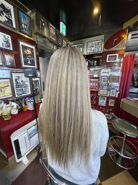 グリッツ (GLITZ) シャドウルーツ