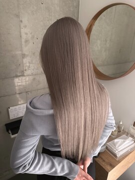 モニカ(MONIQA) グレージュ