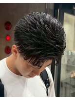 イーラ アメ村店(era)&nbsp;フェザーショートパーマ/メンズ/刈り上げ/眉毛/ツイスト