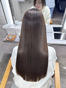 エミリー(Emily) ロング