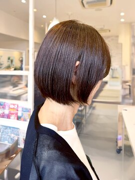 ナオシ エリアツー 北大和店(nao c area2) 丸みショートボブ【生駒市／北生駒駅】