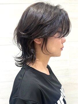 ピークアブー アヴェダ ギンザシックス(PEEK-A-BOO AVEDA GINZASIX) くびれミディウルフ