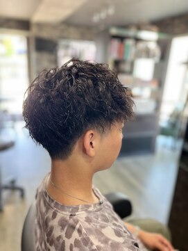 ヘアデザイナーズサロン 三嶋 ツイスパ×ソフトフェード