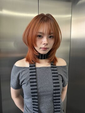 ピア ヤクイン(Pia Yakuin) ハッシュカット 前髪あり ミディアム ブリーチ 薬院 天神