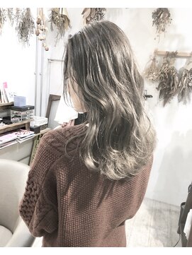 ヘアーアンドアトリエ マール(Hair&Atelier Marl) 【Marl】バレイヤージュのグレージュカラー♪