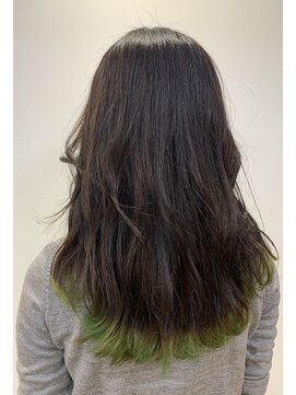 リゾーム デ リアン(Rhizome des liens) 毛先に遊びをトーンアップカラー