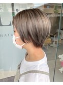 マッシュショート×ミルクティーグレージュ