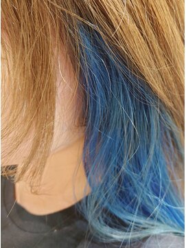 ランプヘアー(LAMP HAIR) ヘルシーレイヤー×イヤリングカラーポイントブリーチ