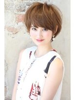 ビューエヒメ(VIEW EHIME)&nbsp;前髪あり前髪なしのショートボブペールベージュ 外ハネボブ