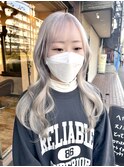 ホワイトカラー韓国風ヘア
