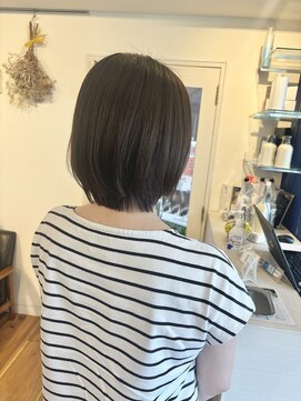 ルッツ カオラ(Ruttu KaoLa) グラデーションボブ