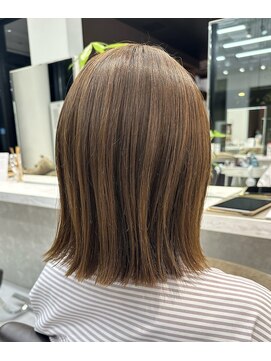 ネイロ 日本橋(NeiRo) 小顔ショートボブカラー大人ショートボブひし形ショートカット