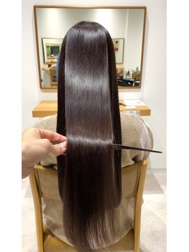 マレン(MAREN) ナチュラルレッド×髪質改善