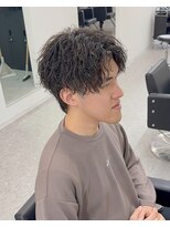 ブライト(BRIGHT)&nbsp;センターパートツイストスパイラルパーマ