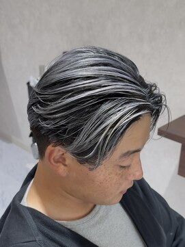 クール 大和八木駅前店(Coeur) 奈良橿原大和八木メンズシルバーバレイヤージュ