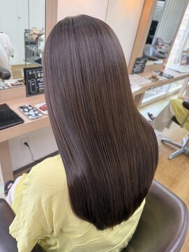 アクイール(ACCUEILLIR) 髪質改善トリートメント×ベージュカラー