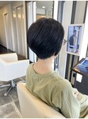 丸み×シュッと感　クセを活かしたショート