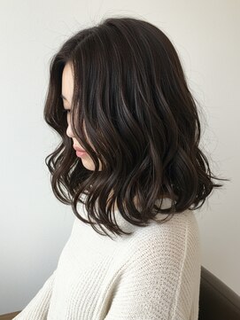 シア(XIA) 大きめカール/ゆる巻ミディアム/ココアブラウン/金山