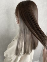 エル オオサカ 心斎橋店(L. OSAKA)&nbsp;インナーグレージュカラー_前髪斜めバンググレーベージュ_Y41
