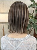 栄ハイライト透明感耳掛けボブスタイル