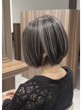 【質感調整】軽さとツヤを両立した大人ショート［前髪カット/白髪染め/白髪ぼかし/ショート/髪質改善］