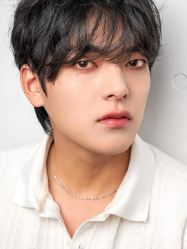 シド 表参道(s.i.d) 視線奪う｜韓国コンパクトマッシュ× 色気メンズメイク