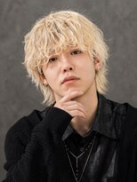 アウル 心斎橋(owl)&nbsp;センターパートウルフ×ハイトーン×ブリーチ×men's