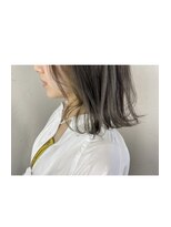 ニコ(niko)&nbsp;オリーブグレージュ×ベージュインナーカラー